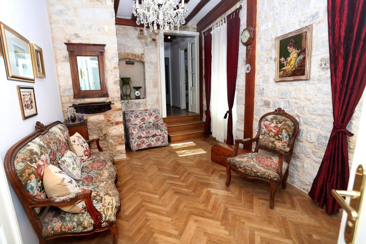 Palace Wall Residences Split Exterior foto