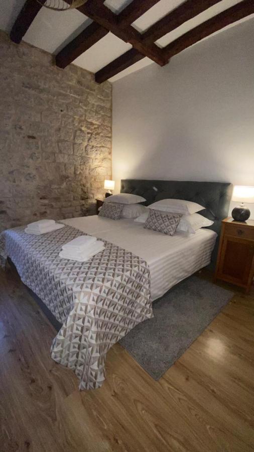 Palace Wall Residences Split Exterior foto